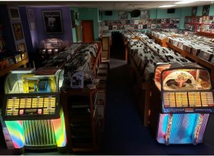 gerosa-records-vinyl-indie-record-store-covid-corona